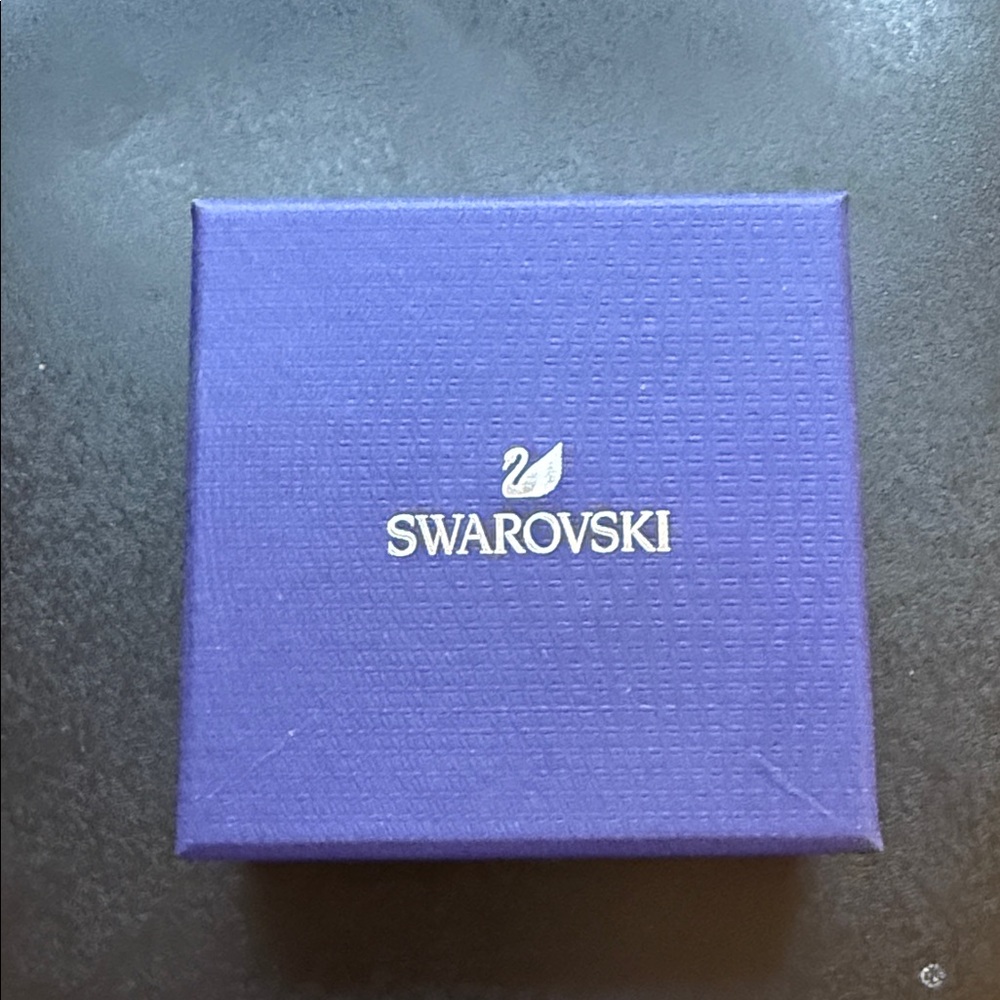 Swarovski Necklace & Earrings Set